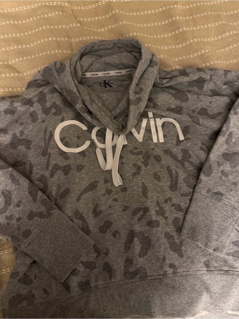 Calvin Klein Gray Leopard Print Sweatshirt Sz S